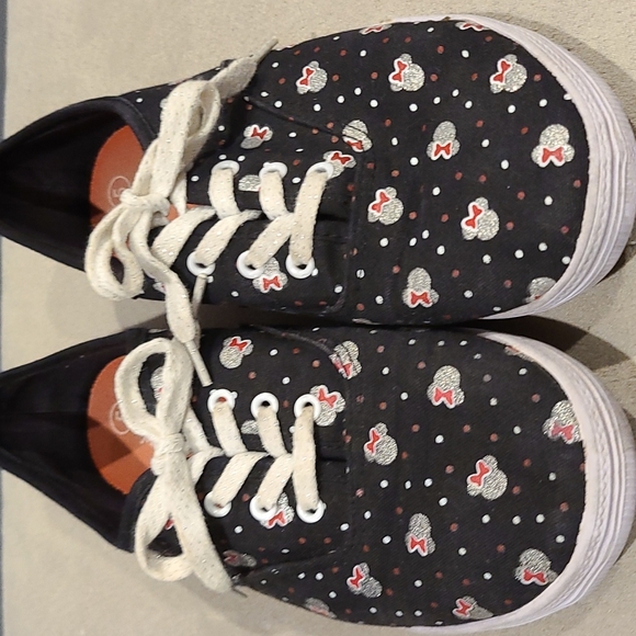 Disney Minnie Mouse Canvas Shoes Sz. 5 - Picture 1 of 10